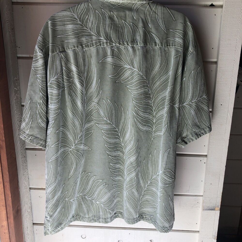 Jamaica Jaxx Mens XL Green/ White Floral Textured Silk Hawaiian Camp Shirt NICE! - Picture 4 of 10